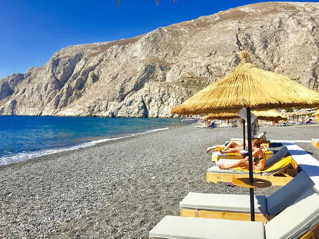 Kamari beach